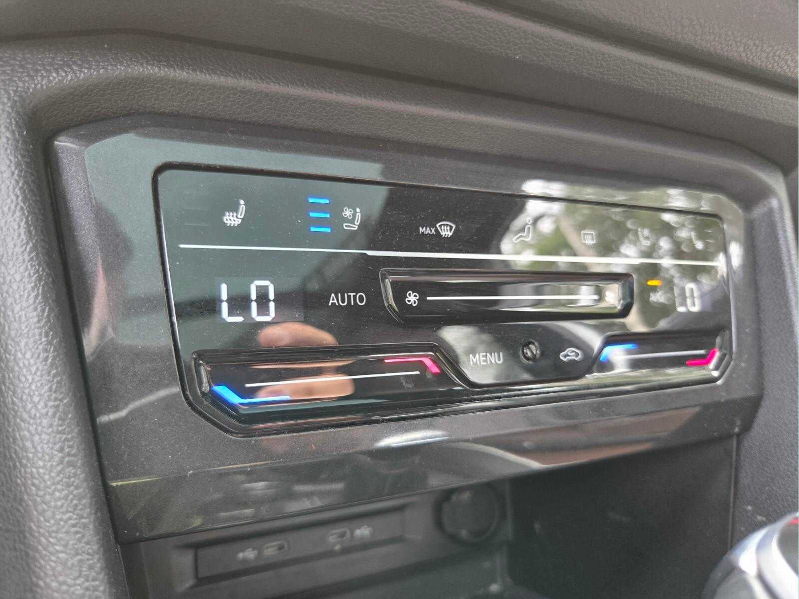 2024 Volkswagen Tiguan SEL R-Line