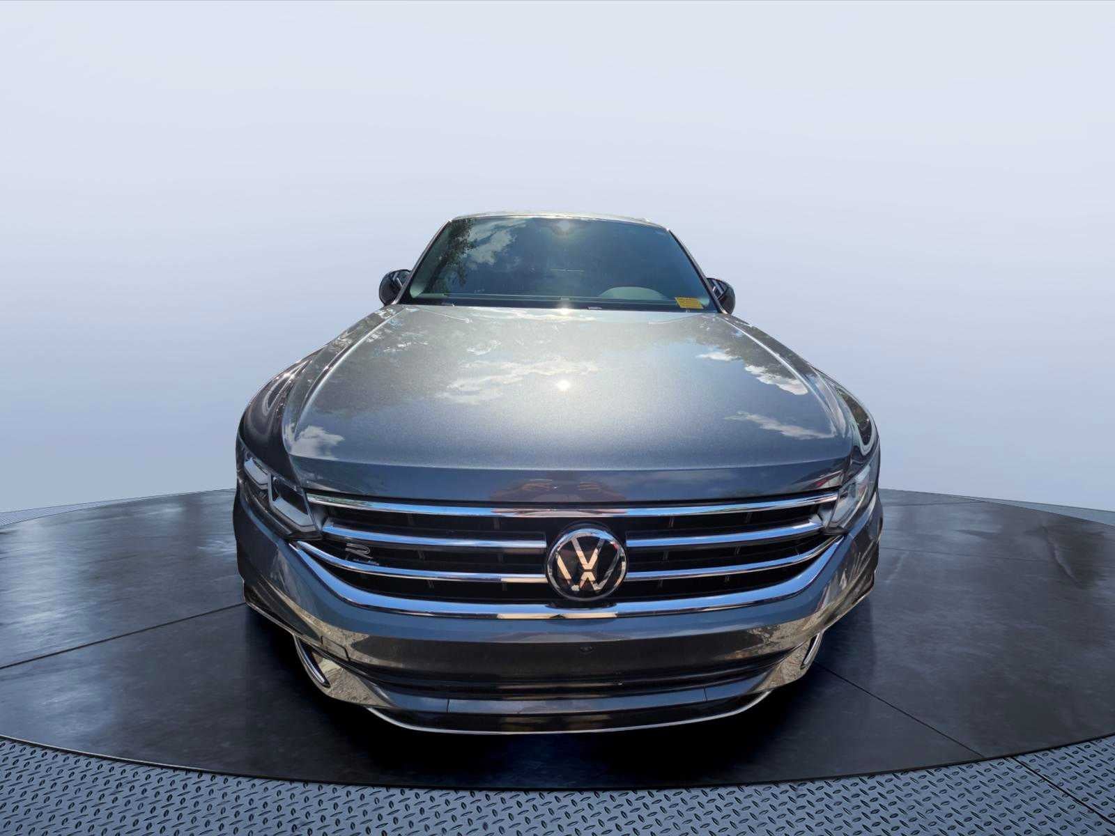 2022 Volkswagen Tiguan SEL R-Line