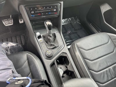 2023 Volkswagen Tiguan SEL R-Line